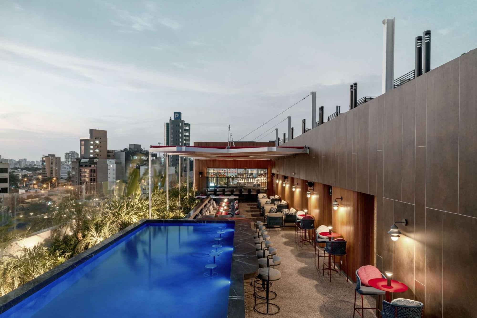 Отель Doubletree By Hilton Lima San Isidro Экстерьер фото